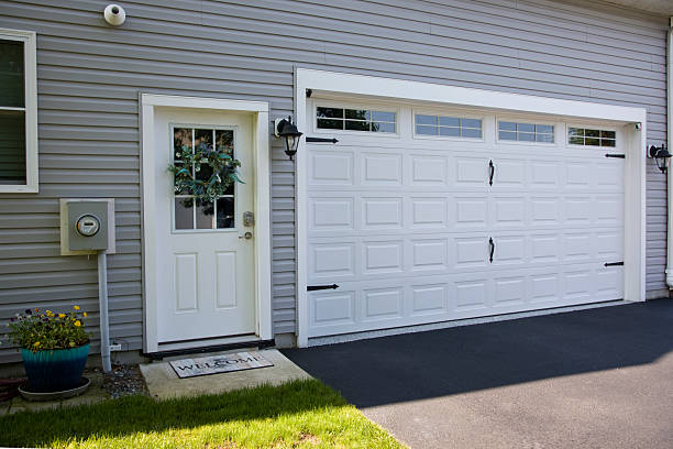 24/7 Emergency Garage Door Installation experts in Farmville, VA